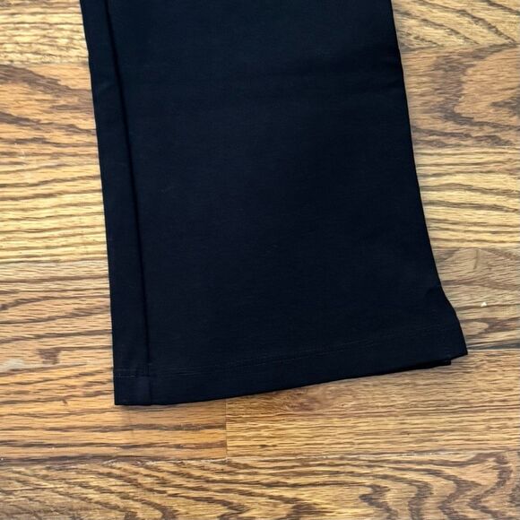 American Giant Black Stretch Capri Pants. Size 12. - Picture 2 of 6